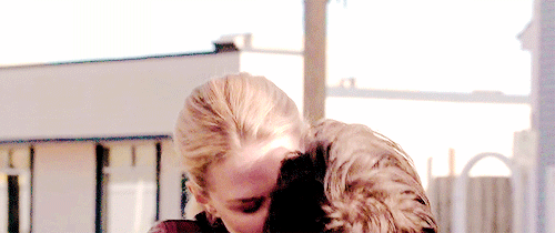 5x23 love1.gif